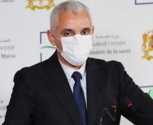 وزارة الصحة تكذب  الأخبار المنشورة على صفحة فيسبوكية للحصول على اللقاح ولجوئها للقضاء