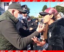 نــايضة بين السلطة والباعة .. بائعات يترن في وجه القائد بالقنيطرة.. وإستنفار أمني بالمنطقة