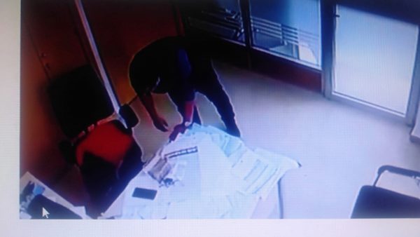 أفلام الرعب والهلع التي عاشتها مديرة وكالة بنكية مع عميد ممتاز قبل اعتقالهما ..حقائق تعرف لأول مرة