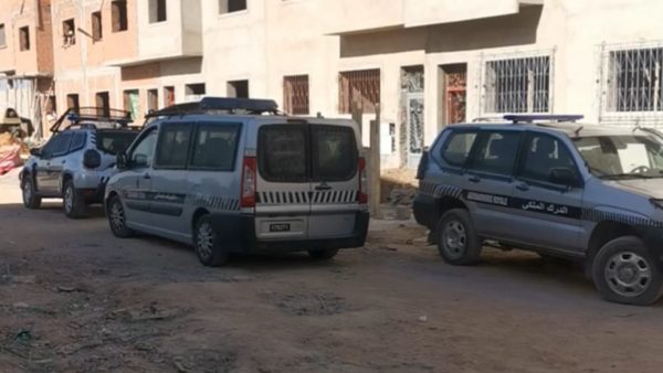 عين حرودة …. بناء يقتل زميله بطعنة سكين ناحية العنق بمشروع جنان زناتة
