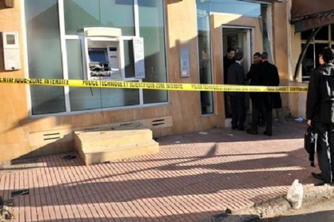 سطات /برشيد …توقيف أربعة أشخاص تورطوا في سرقات فاشلة لوكالات بنكية