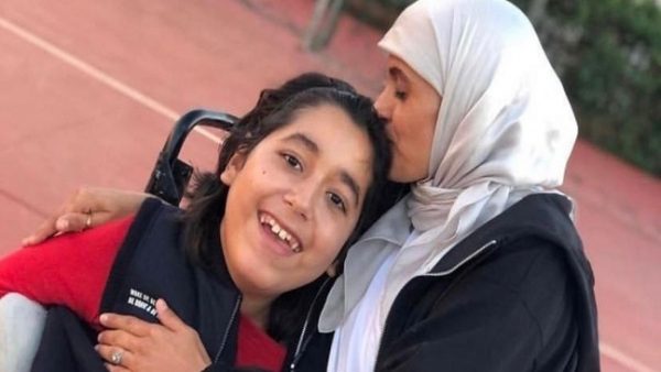 الملك محمد السادس حزين لوفاة “الشيف عمر”.