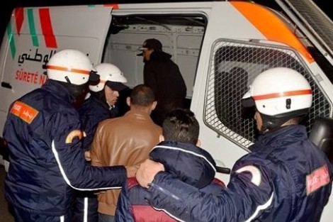 العيون …بعد حوالي 10 أيام على فرارهما ، اعتقال قاتلي زبون داخل مقهى