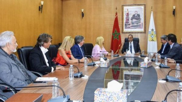 وفد اقتصادي إسباني يستكشف فرص الاستثمار بالداخلة