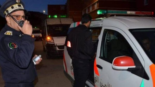 لا يصدق لكنه حقيقي….اعتقال أستاذ متلبس بسرقة أحدية المصلين