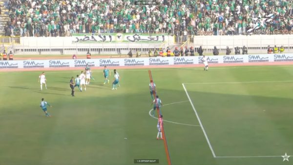 مديرية التحكيم تقر  بصحة  قرارات الحكم سمير الكزاز في مبارة الديربي ( فيديو )
