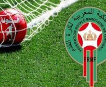 لجنة التأديب بجامعة كرة القدم …توقيف طبيب ولاعب وتغريم 8 فرق