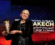 المهرجان الدولي للفيلم بمراكش يكرم رائدة السينما المغربية فريدة بنليزيد