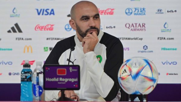 الركراكي : لأول مرة أبكي بعد الفوز