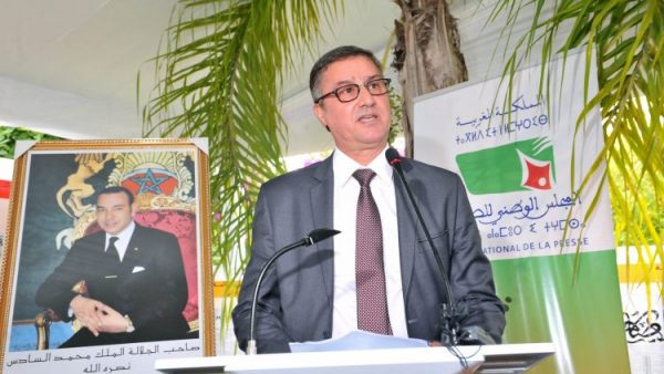 المجلس الوطني للصحافة يقرر عرض صحيفة “آش كاين” على لجنة أخلاقيات المهنة ويدين وصم اللاعب بوخلال