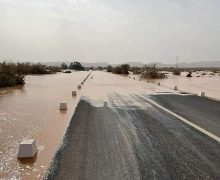ارتفاع منسوب مياه وادي درعة يتسبب في إغلاق طريق .