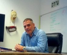 صحيفة غارديان: الكشف عن فريق إسرائيلي يتدخل بالانتخابات ويتلاعب بنتائجها في العديد من الدول