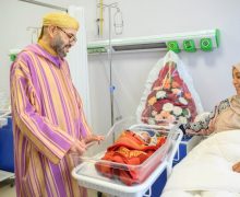 جلالة الملك يشرف على تدشين مركز طبي للقرب بدار بوعزة