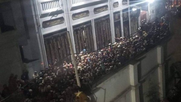 اليمن …مــ.ـقـ.ـتل 85 شخص وإصـ.ـابة 322 في حــ.ـاذث تدافع للحصول على مساعدات مالية  بمناسبة عيد الفطر  ( صور )
