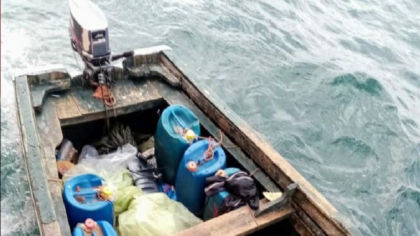 العيون / طانطان ….توقيف 4 أشخاص كانوا يحاولون تهجير أشخاص بحرا