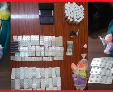 القنيطرة ….توقيف 3 أشخاص من بينهم سيدة في قضية أقراص مهلوسة وكوكايين