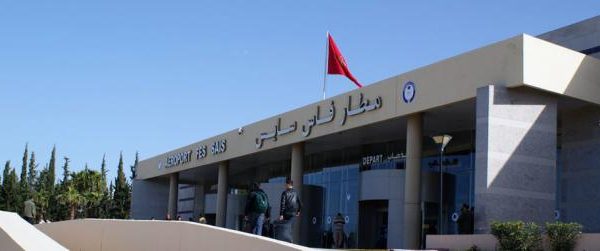 فاس.. توقيف فرنسي  بالمطار بسبب محتويات رقمية إباحية لأطفال
