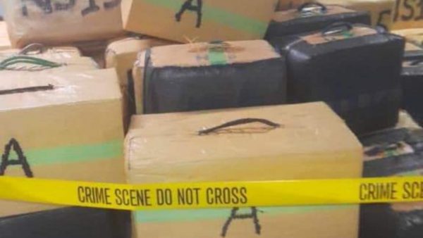 حجز أزيد من 11 طن من الحشيش نواحي المحمدية ونواحي الجديدة وتوقيف 6 أشخاص  ( صور )