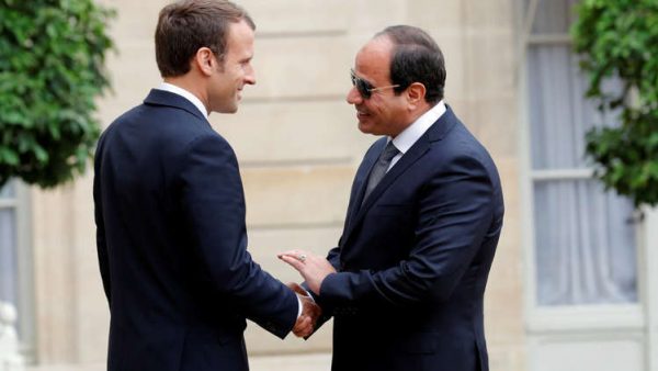 الاستخبارات الفرنسية تعتقل صحافية بسبب مقال كشف عن عملية “سيرلي” في مصر