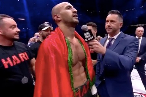 بالدموع … البطل العالمي  بدر هاري  يؤجل نزاله ويقول  المغرب مجروح وهناك أموات