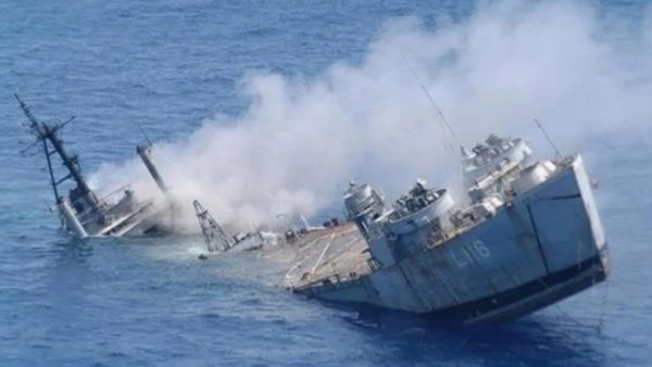 كارتــ..ــة بحرية ….13 مفقودا من بين 14 في حاذث غرق سفينة مصرية أمام سواحل اليونان