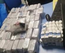 معبر باب سبتة….إحباط محاولة تهريب 74804 قرص طبي مخدر وكيلوغرام و 195 غرام من مخدر الكوكايين.