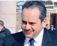 الرئيس الروماني يوشح ياسين المنصوري بوسام “نجمة رومانيا” من درجة ضابط كبير