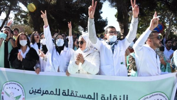 نقابة للمرضين وتقنيي الصحة تخوض إضراب بكافة المستشفيات لمدة يومين