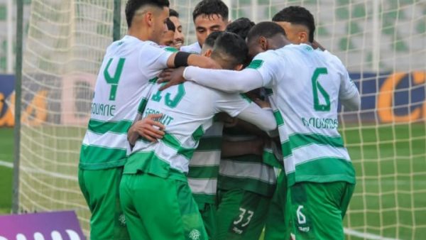 مولودية وجدة يجبر على التعادل بميدانه أمام يوسفية برشيد.