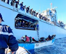 البحرية الملكية تنقذ 52 مرشحا للهجرة غير النظامية