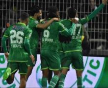 الرجاء البيضاوي يهزم  أولمبيك آسفي ويتأهل لدور ثمن نهاية كأس العرش.