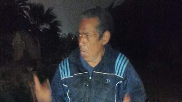 من يعرف  هذا الشخص ،لإنقاد ما يمكن إنقاده