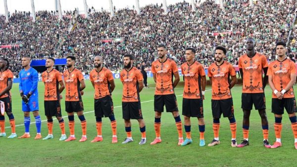 كأس الكونفدرالية الإفريقية للكرة القدم…القرعة تسفر عن مواجهة نهضة بركان ضد فريق عربي