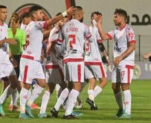 الوداد يفوز على حسنية أكادير بهدف لصفر