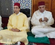 الصخيرات ….الكاتب العام للعمالة  يحيي ليلة القدر بمسجد النور والدعاء لأمير المؤمنين محمد السادس بالنصر والتمكين .