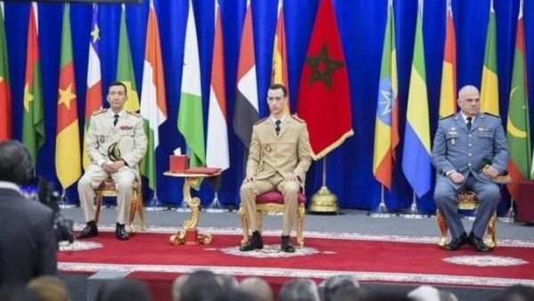 صاحب السمو الملكي ولي العهد الأمير مولاي الحسن يترأس بالقنيطرة حفل تخرج الفوج 24 للسلك العالي للدفاع والفوج 58 لسلك الأركان