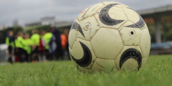 كأس العرش (نصف النهائي) .. تأجيل مباراة الرجاء الرياضي أمام مولودية وجدة إلى 25 يونيو الجاري