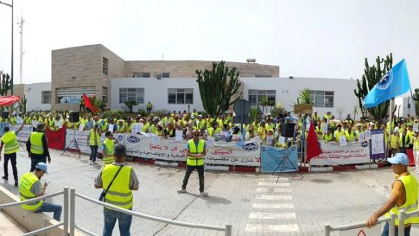 بعد الحوار….مستخدموا الطرق السيارة يعلقون إضرابهم