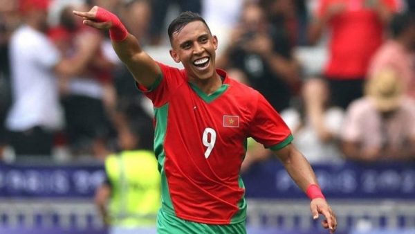 أندية أوروبية تسابق الزمن لجلب اللاعب سفيان رحيمي