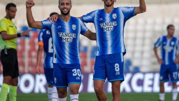 فوز ثمين لاتحاد طنجة  ضد  الرجاء الرياضي