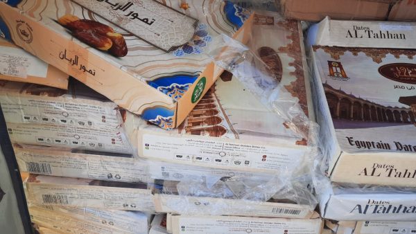 إنزكان……حجز طن و300 كيلوغرام من التمور الفاسدة واعتقال البائع ( صور )