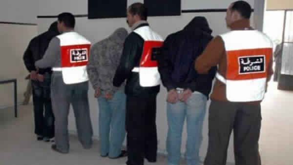 فاس….توقيف 3 أشخاص كانوا يسرقون المواطنين تحت التهديد بالسلاح الأبيض