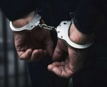 طنجة….توقيف شخص ينتحل صفات موظفي شرطة، وحجز بطائق وأختام مهنية مزورة