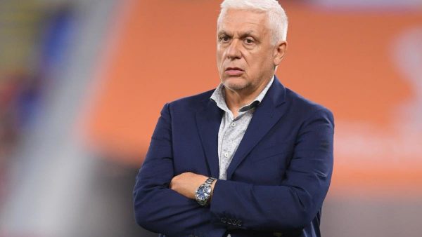 الجيش الملكي يتعاقد مع المدرب هوبير فيلود