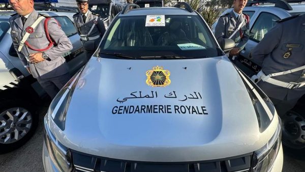 مهيدية يسلم سيارات ومركبات ودراجات نارية  لفائدة مصالح الدرك الملكي و الأمن الوطني و المديرية الجهوية لتحاقن الدم