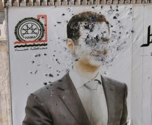 صحيفة “ديل ميل”: الأسد حدد لإسرائيل مخازن الأسلحة وأنظمة الصواريخ مقابل السماح له بالهروب
