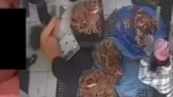 ولاية أمن الدارالبيضاء تكشف حقائق مخفية في قضية سيدة تعرضت للضرب بسوق السمك