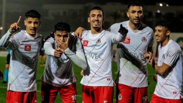 الفتح يكبح جماح الجيش بفوزه عليه في ديربي العاصمة