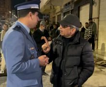 القنيطرة ….الجمارك تساهم في حملة مداهمة لمقهى تقدم الشيشا للزبناء