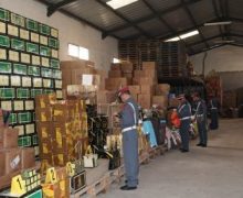 الدرك الملكي يداهم مستودع بعين حرودة  بداخله 14 طن من العسل الغير صالح للإستهلاك